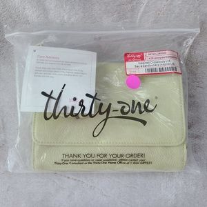 Thirty-one Inspired Crossbody Ltd